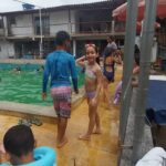 Passeio na piscina 13