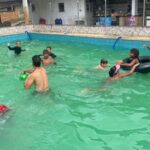 Passeio na piscina 44